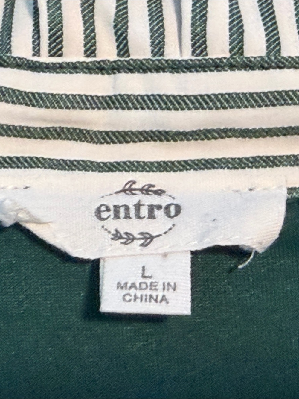 entro Green Puff-Sleeve Blouse with Striped Ruffled Collar - Picture 5 of 5